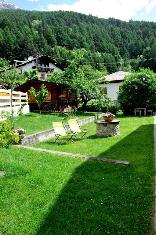 Apartamento Casa Reit Bormio Habitación foto